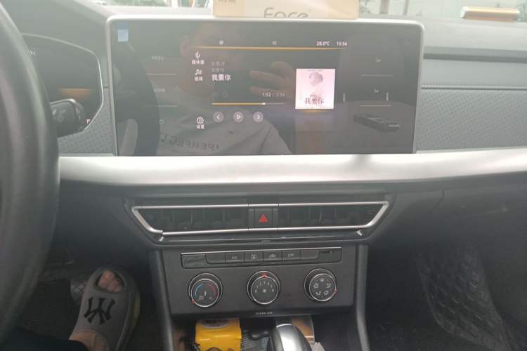 Used Volkswagen Lavida 2023 280TSI DSG Full-Comfort Edition Audio And AC Panel