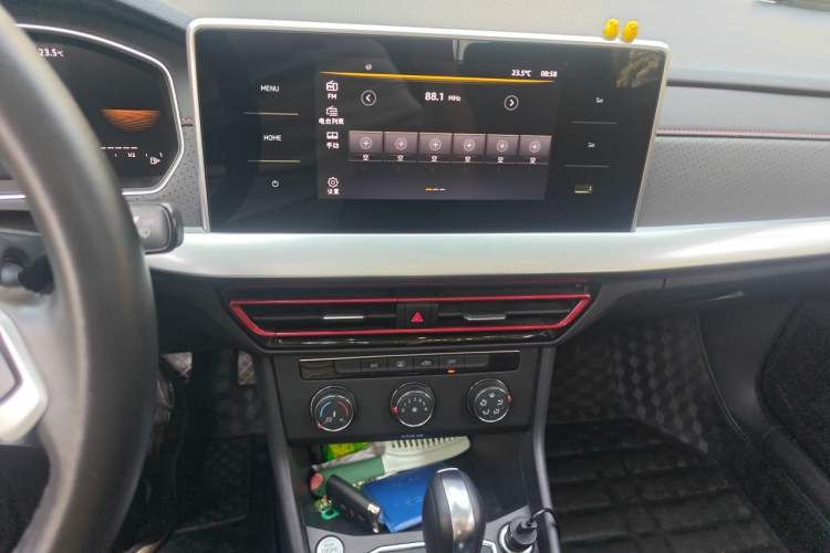 Used Volkswagen Lavida 2023 280TSI DSG Starry Sky Deluxe Edition Audio And AC Panel