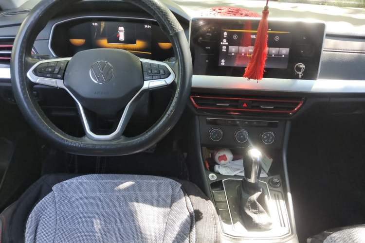 Used Volkswagen Lavida 2023 300TSI DSG Starry Full-Comfort Edition Center Console
