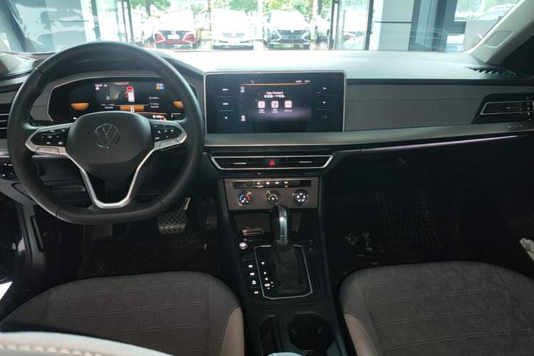 Used Volkswagen Lavida 2023 280TSI DSG Full-Comfort Edition Center Console