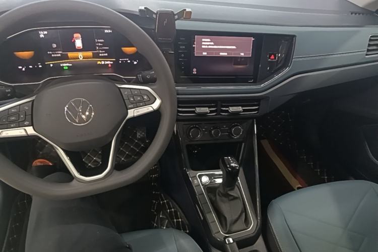 Used Volkswagen Lavida 2023 New Sharp 1.5L Automatic New Wish Edition Center Console