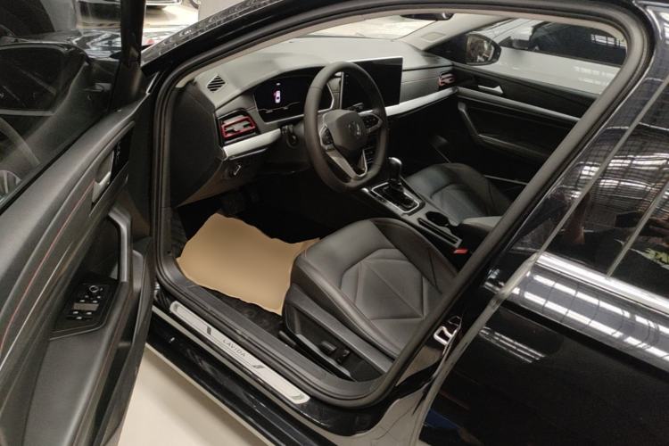 Used Volkswagen Lavida 2023 300TSI DSG Starry Sky Leading Edition Driver Seat
