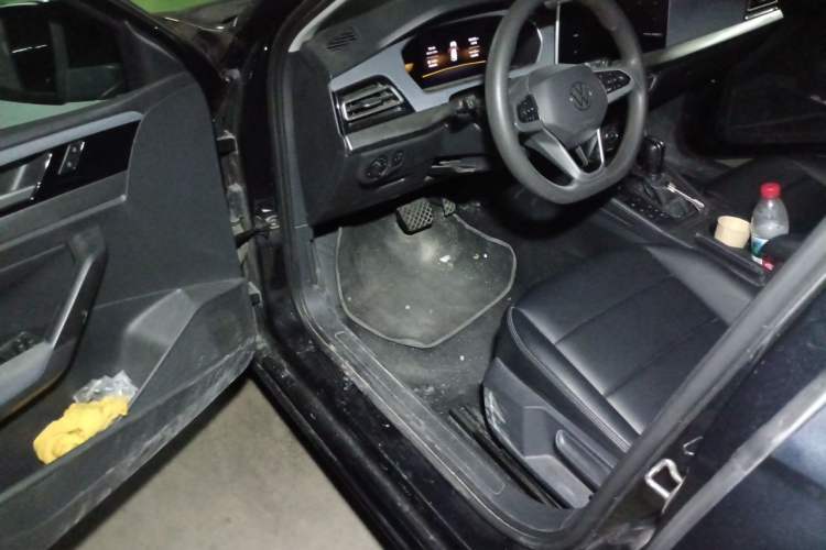 Used Volkswagen Lavida 2023 1.5L Automatic De Yi Edition Driver Seat