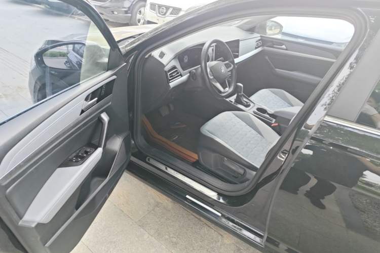 Used Volkswagen Lavida 2023 Revised Version 1.5L Automatic – Full-Option Edition Driver Seat
