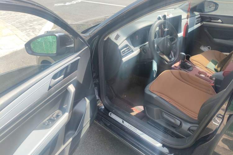 Used Volkswagen Lavida 2023 1.5L Automatic 5 Million Edition Driver Seat