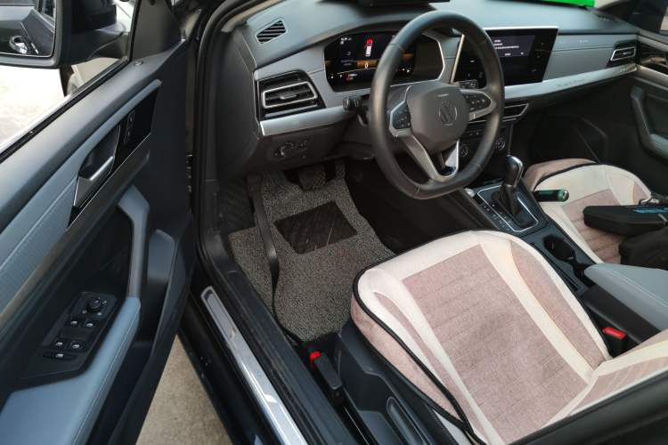 Used Volkswagen Lavida 2023 280TSI DSG Full-Comfort Edition Driver Seat