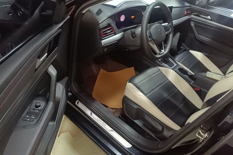 Used Volkswagen Lavida 2023 300TSI DSG Starry Full-Comfort Edition Driver Seat