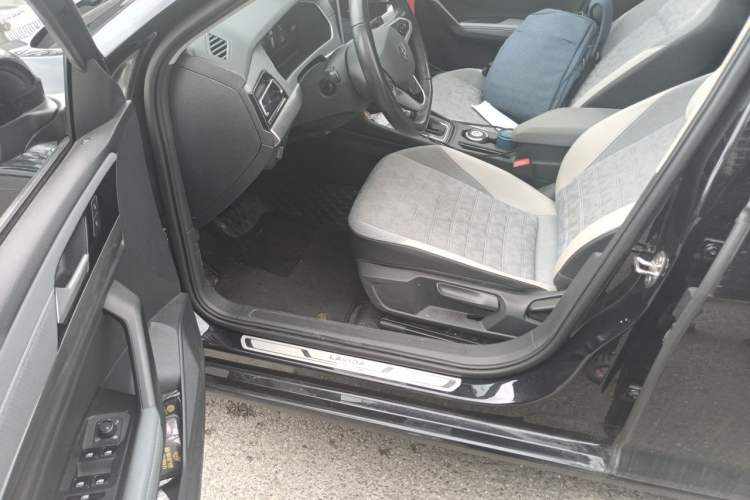 Used Volkswagen Lavida 2023 280TSI DSG Full-Comfort Edition Driver Seat