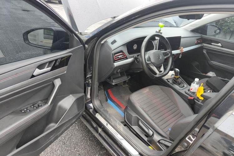 Used Volkswagen Lavida 2023 300TSI DSG Starry Full-Comfort Edition Driver Seat