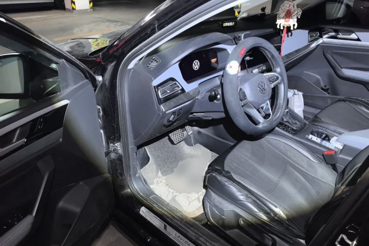 Used Volkswagen Lavida 2023 280TSI DSG Full-Comfort Edition Driver Seat
