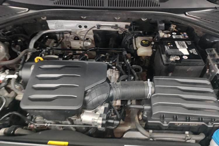 Used Volkswagen Lavida 2023 Revised Version 1.5L Automatic Starry Sky Edition – 5 Million Units Engine Bay