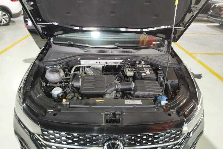 Used Volkswagen Lavida 2023 1.5L Automatic Starry Sky 5 Million Edition Engine Bay