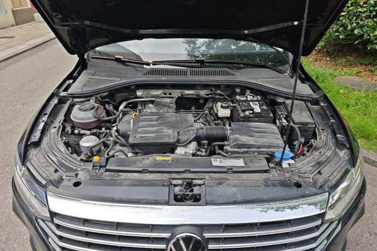 Used Volkswagen Lavida 2023 1.5L Automatic 5 Million Edition Engine Bay