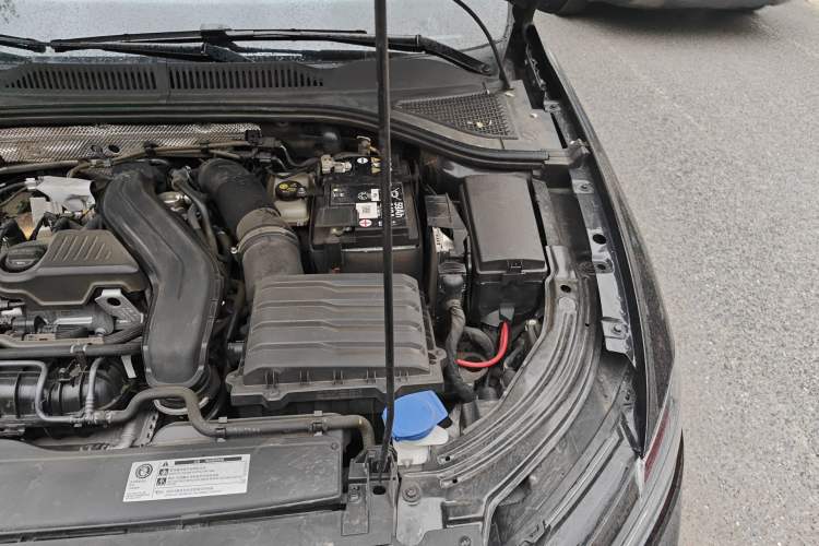 Used Volkswagen Lavida 2023 300TSI DSG Starry Full-Comfort Edition Engine Bay Left