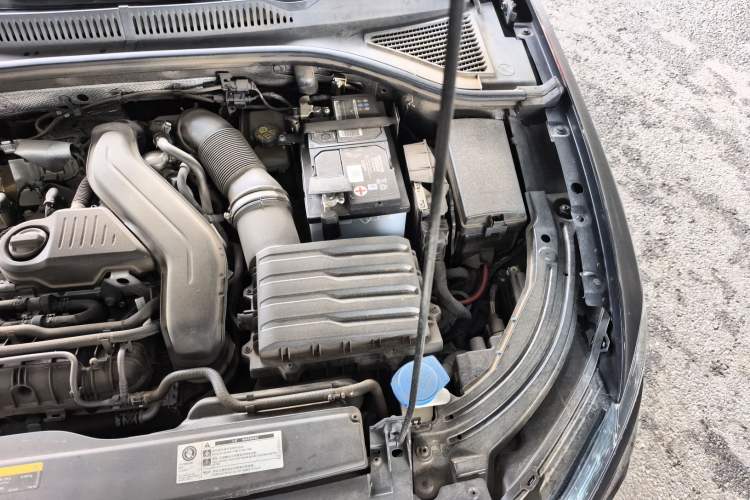 Used Volkswagen Lavida 2023 300TSI DSG Starry Full-Comfort Edition Engine Bay Left