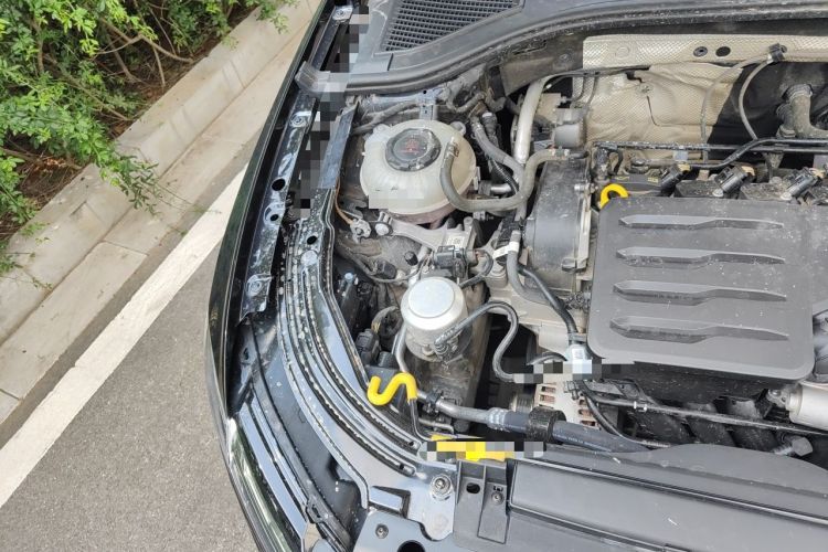 Used Volkswagen Lavida 2023 1.5L Automatic 5 Million Edition Engine Bay Right