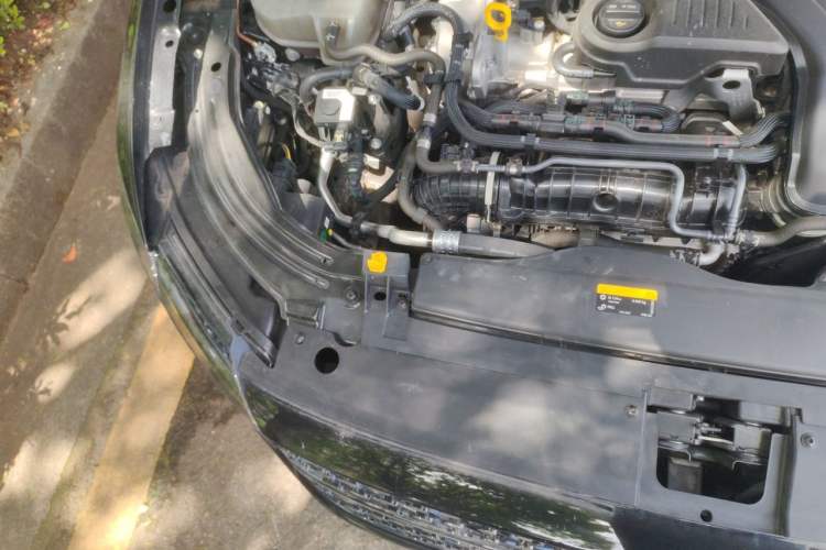 Used Volkswagen Lavida 2023 300TSI DSG Starry Full-Comfort Edition Engine Bay Right