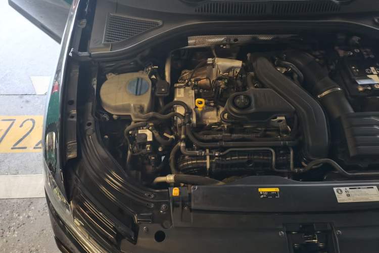 Used Volkswagen Lavida 2023 300TSI DSG Starry Sky Leading Edition Engine Bay Right