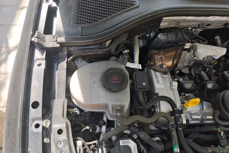 Used Volkswagen Lavida 2023 300TSI DSG Starry Full-Comfort Edition Engine Bay Right