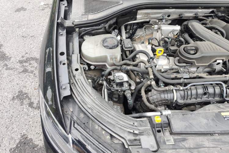 Used Volkswagen Lavida 2023 300TSI DSG Starry Full-Comfort Edition Engine Bay Right