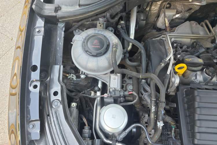 Used Volkswagen Lavida 2023 280TSI DSG Starry Sky Deluxe Edition Engine Bay Right