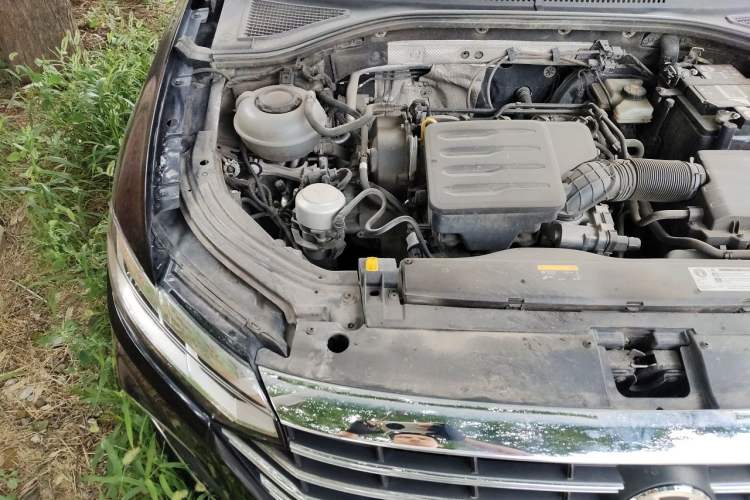 Used Volkswagen Lavida 2023 1.5L Automatic 5 Million Edition Engine Bay Right