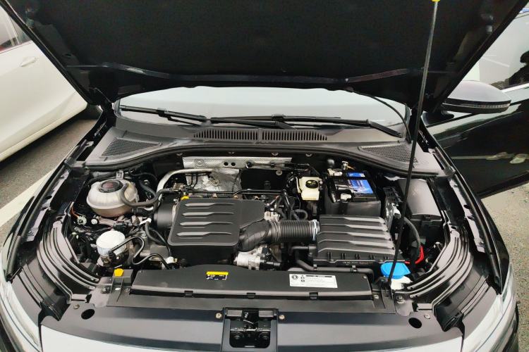 Used Volkswagen Lavida 2023 1.5L Automatic 5 Million Edition Engine Bay