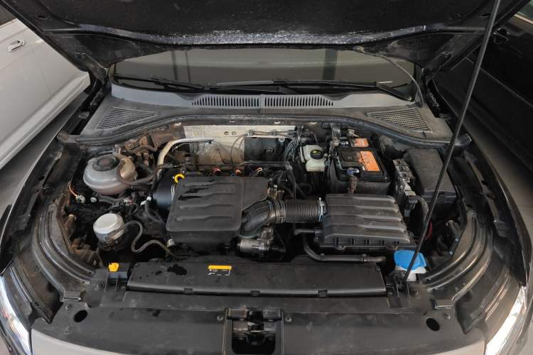 Used Volkswagen Lavida 2023 1.5L Automatic 5 Million Edition Engine Bay