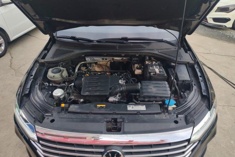 Used Volkswagen Lavida 2023 1.5L Automatic De Yi Edition Engine Bay