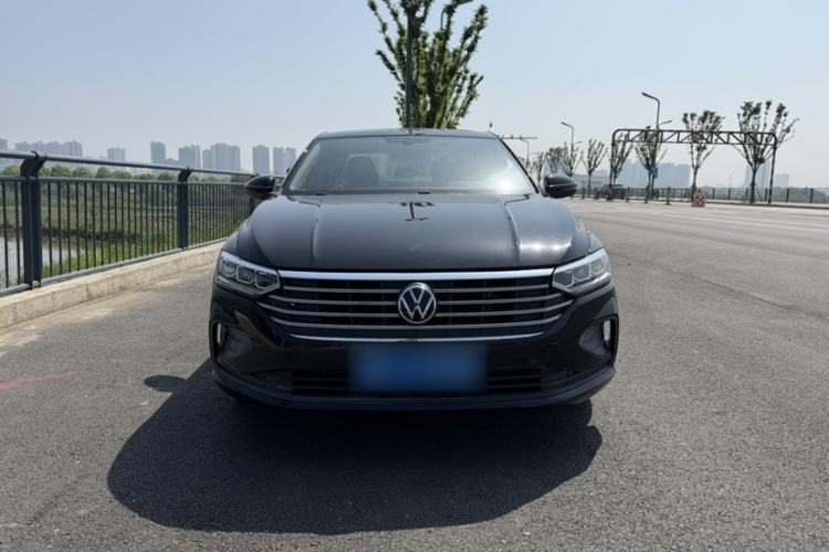Used Volkswagen Lavida 2023 1.5L Automatic De Yi Edition Exterior 1