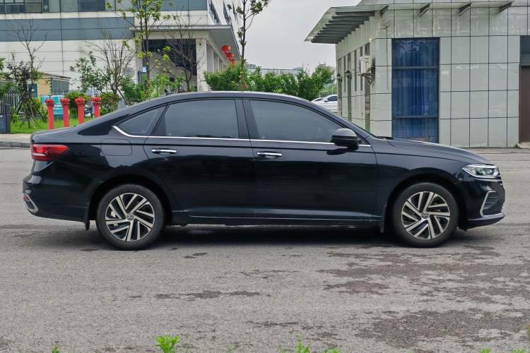 Used Volkswagen Lavida 2023 280TSI DSG Full-Comfort Edition Exterior 3