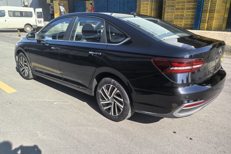 Used Volkswagen Lavida 2023 300TSI DSG Full-Comfort Edition Exterior 3