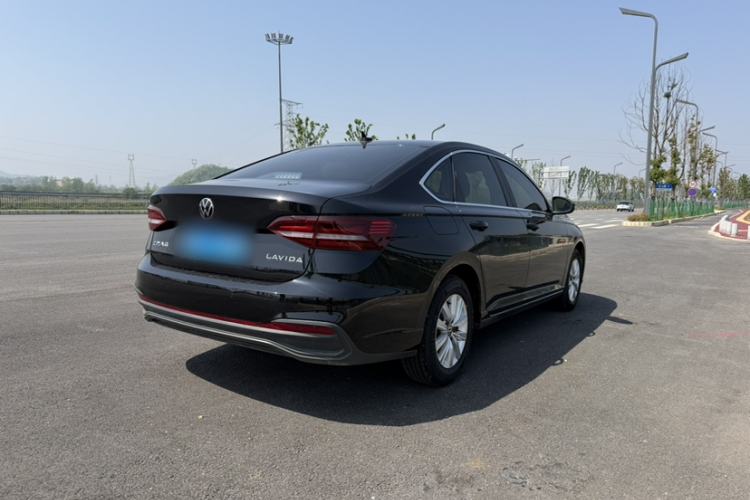 Used Volkswagen Lavida 2023 1.5L Automatic De Yi Edition Exterior 3