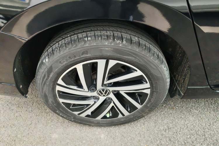 Used Volkswagen Lavida 2023 1.5L Automatic 5 Million Edition Exterior 5