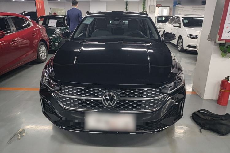 Used Volkswagen Lavida 2023 Revised Version 1.5L Automatic Starry Sky Edition – 5 Million Units Front