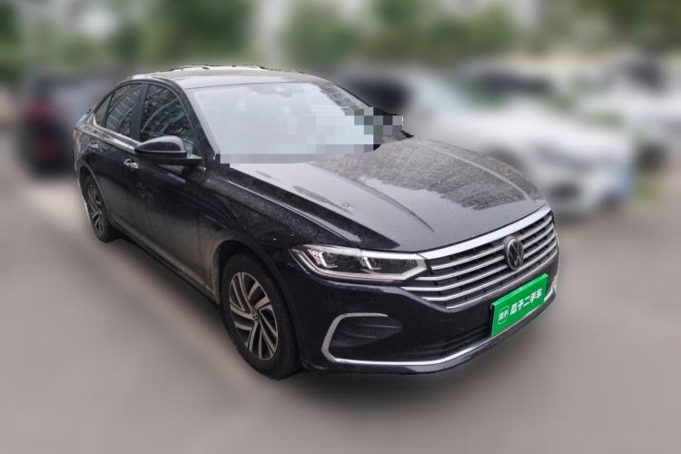 Used Volkswagen Lavida 2023 300TSI DSG Full-Comfort Edition Front Right 45 Deg