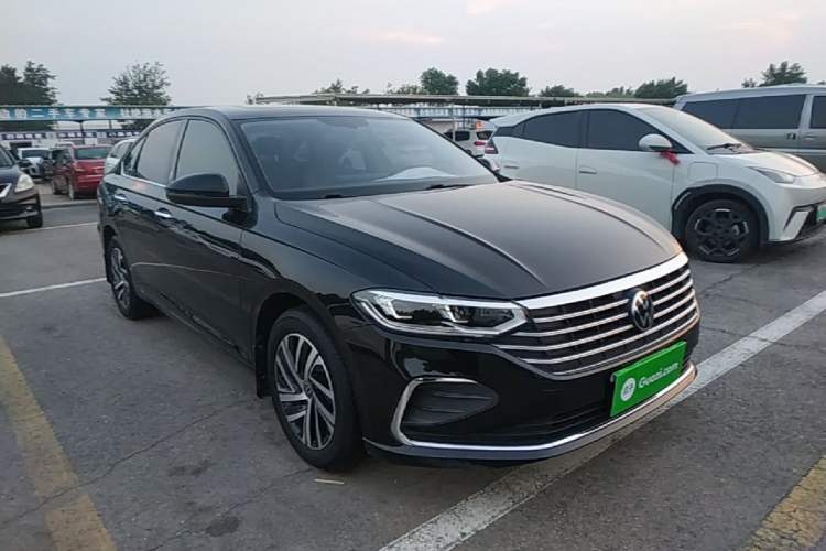 Used Volkswagen Lavida 2023 1.5L Automatic 5 Million Edition Front Right 45 Deg