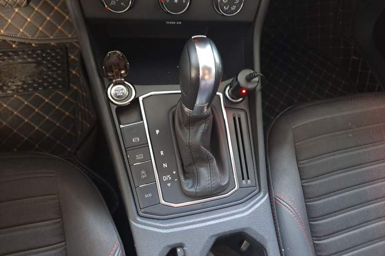 Used Volkswagen Lavida 2023 200TSI DSG Starry Full-Comfort Edition Gear Lever