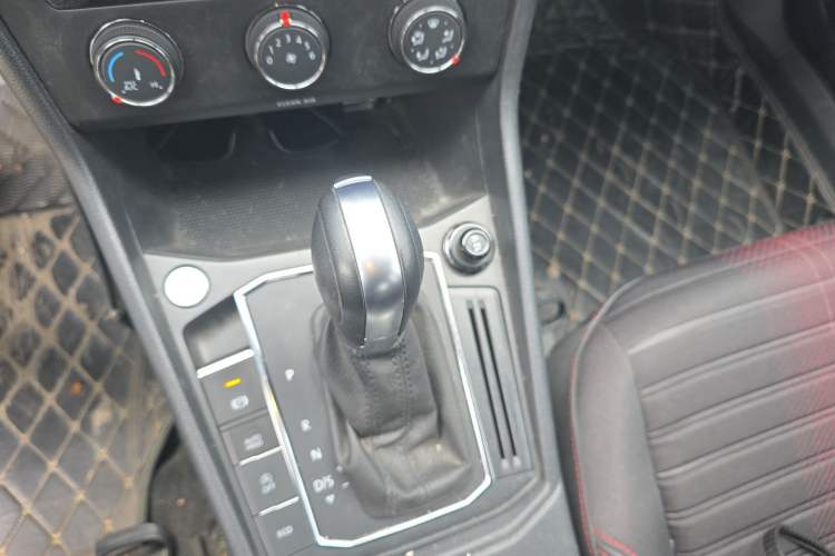 Used Volkswagen Lavida 2023 280TSI DSG Starry Sky Deluxe Edition Gear Lever
