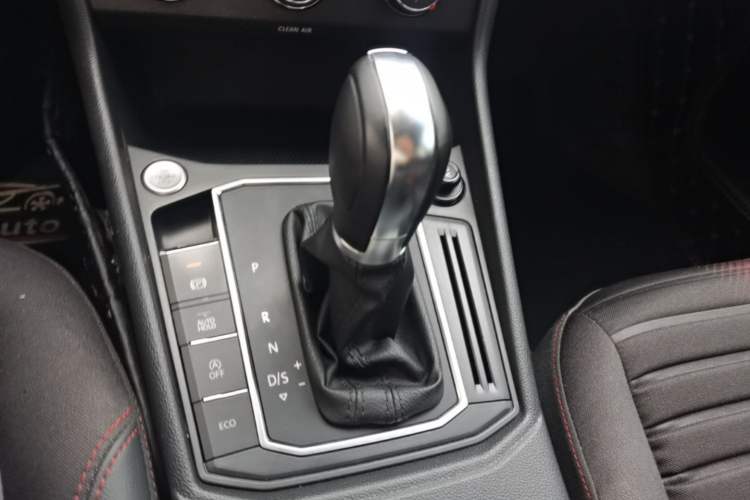 Used Volkswagen Lavida 2023 280TSI DSG Starry Sky Deluxe Edition Gear Lever