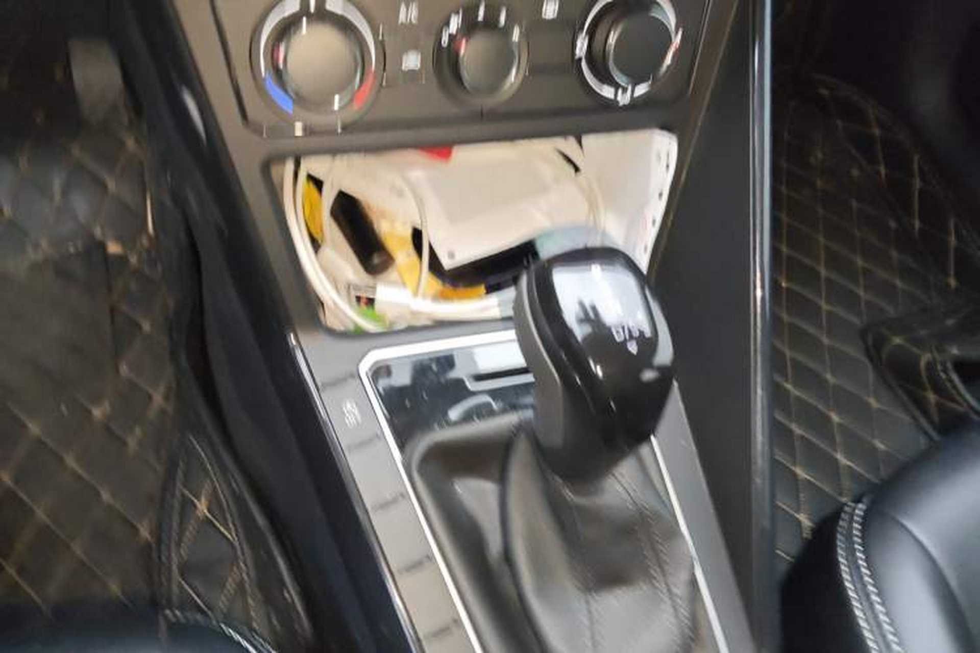 Used Volkswagen Lavida 2023 New Rui 1.5L Automatic New Yi Edition Gear Lever