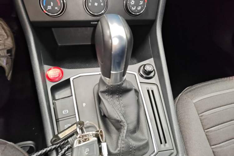 Used Volkswagen Lavida 2023 280TSI DSG Starry Sky Deluxe Edition Gear Lever