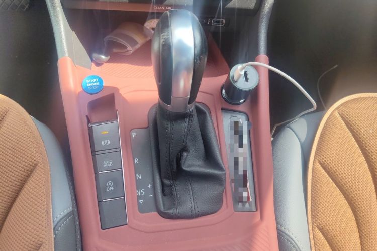 Used Volkswagen Lavida 2023 1.5L Automatic 5 Million Edition Gear Lever