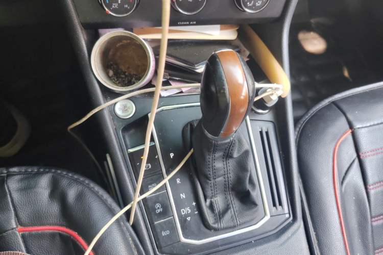 Used Volkswagen Lavida 2023 300TSI DSG Full-Comfort Edition Gear Lever