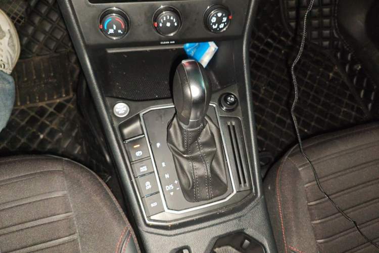 Used Volkswagen Lavida 2023 300TSI DSG Starry Full-Comfort Edition Gear Lever