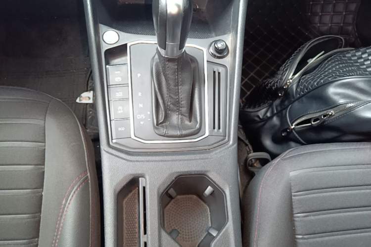 Used Volkswagen Lavida 2023 280TSI DSG Starry Sky Deluxe Edition Gear Lever