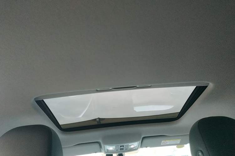 Used Volkswagen Lavida 2023 1.5L Automatic Starry Sky 5 Million Edition Headliner