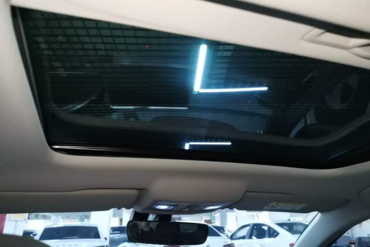 Used Volkswagen Lavida 2023 1.5L Automatic Full-Comfort Edition Headliner
