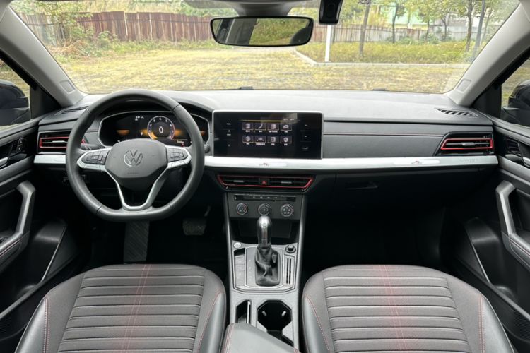 Used Volkswagen Lavida 2023 300TSI DSG Starry Full-Comfort Edition Interior 1