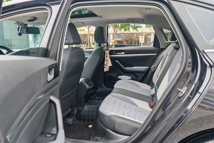 Used Volkswagen Lavida 2023 280TSI DSG Full-Comfort Edition Interior 4